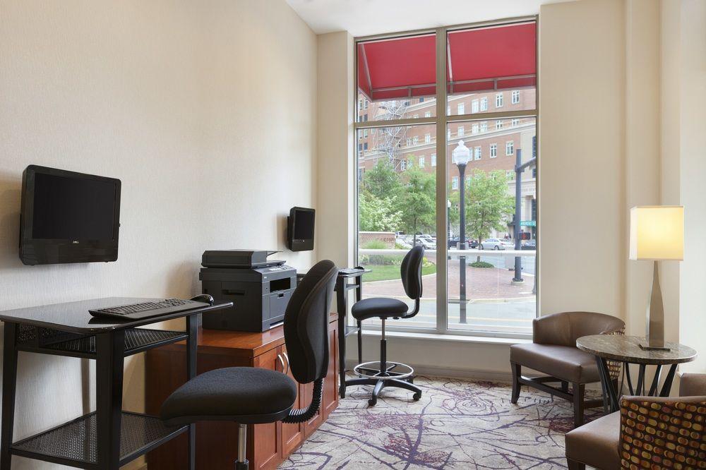 Residence Inn Alexandria Old Town South At Carlyle Ngoại thất bức ảnh