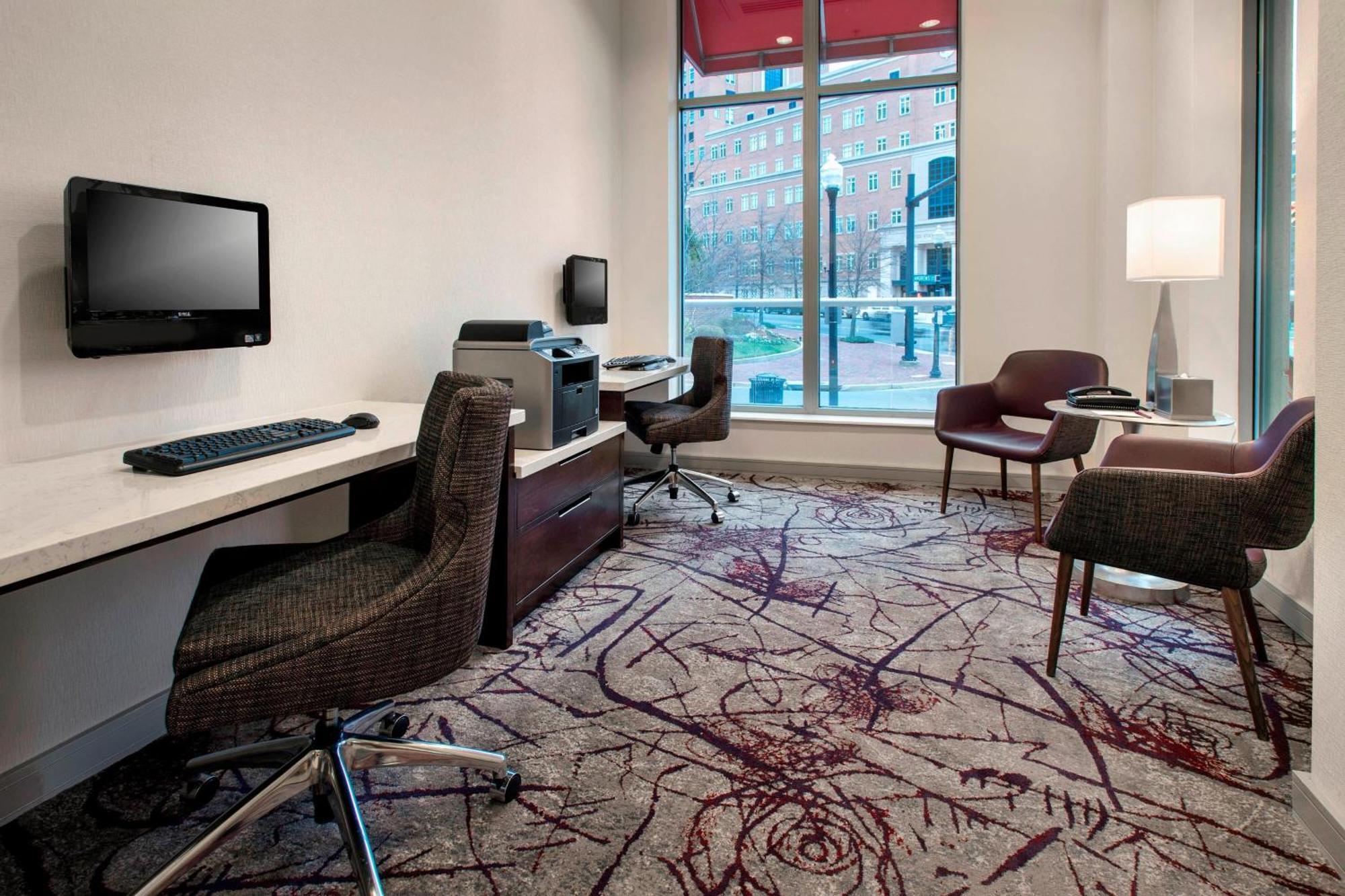 Residence Inn Alexandria Old Town South At Carlyle Ngoại thất bức ảnh