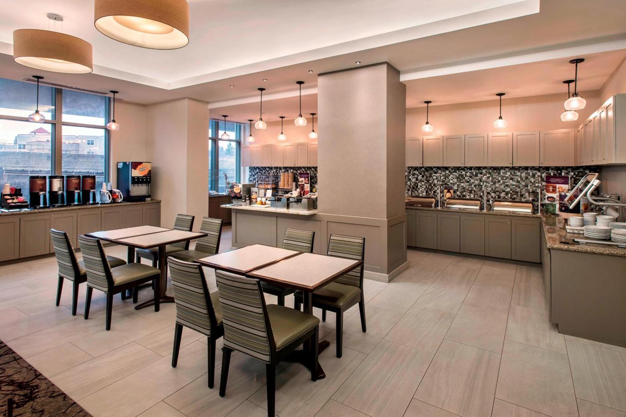 Residence Inn Alexandria Old Town South At Carlyle Ngoại thất bức ảnh