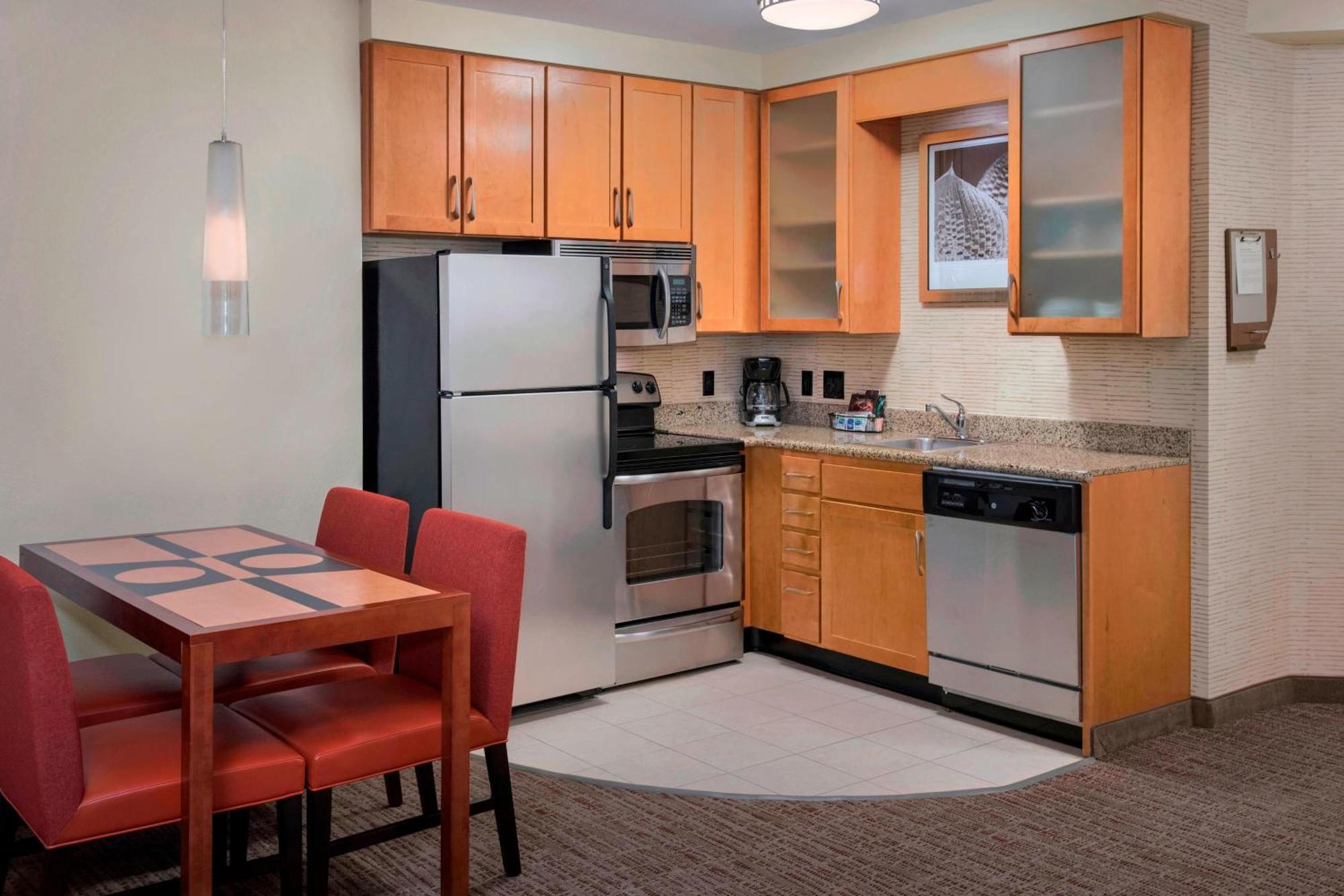 Residence Inn Alexandria Old Town South At Carlyle Ngoại thất bức ảnh