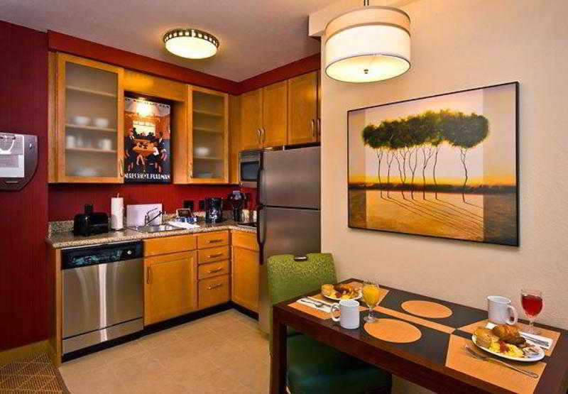 Residence Inn Alexandria Old Town South At Carlyle Ngoại thất bức ảnh